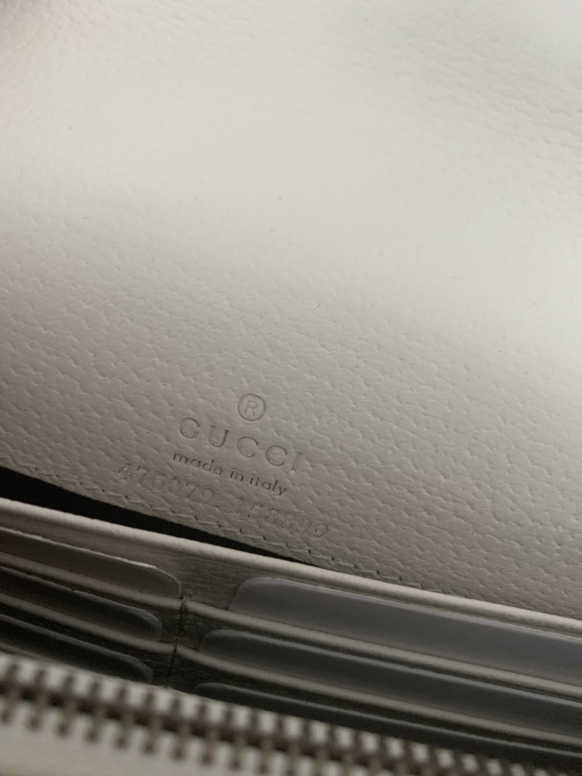 Queen Margaret Chain Wallet GG Coated Canvas Mini in White