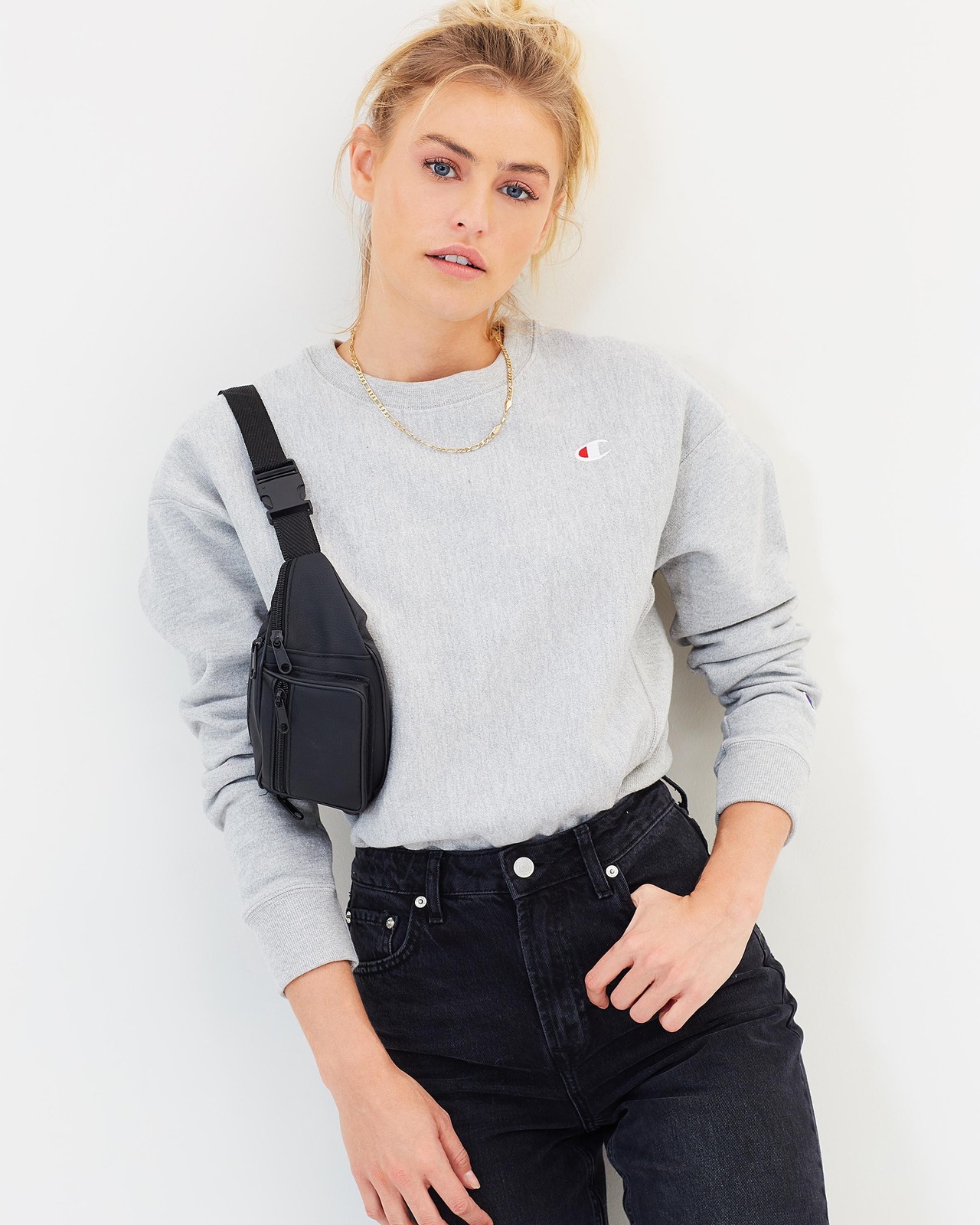 Reverse Weave Crew Size 8