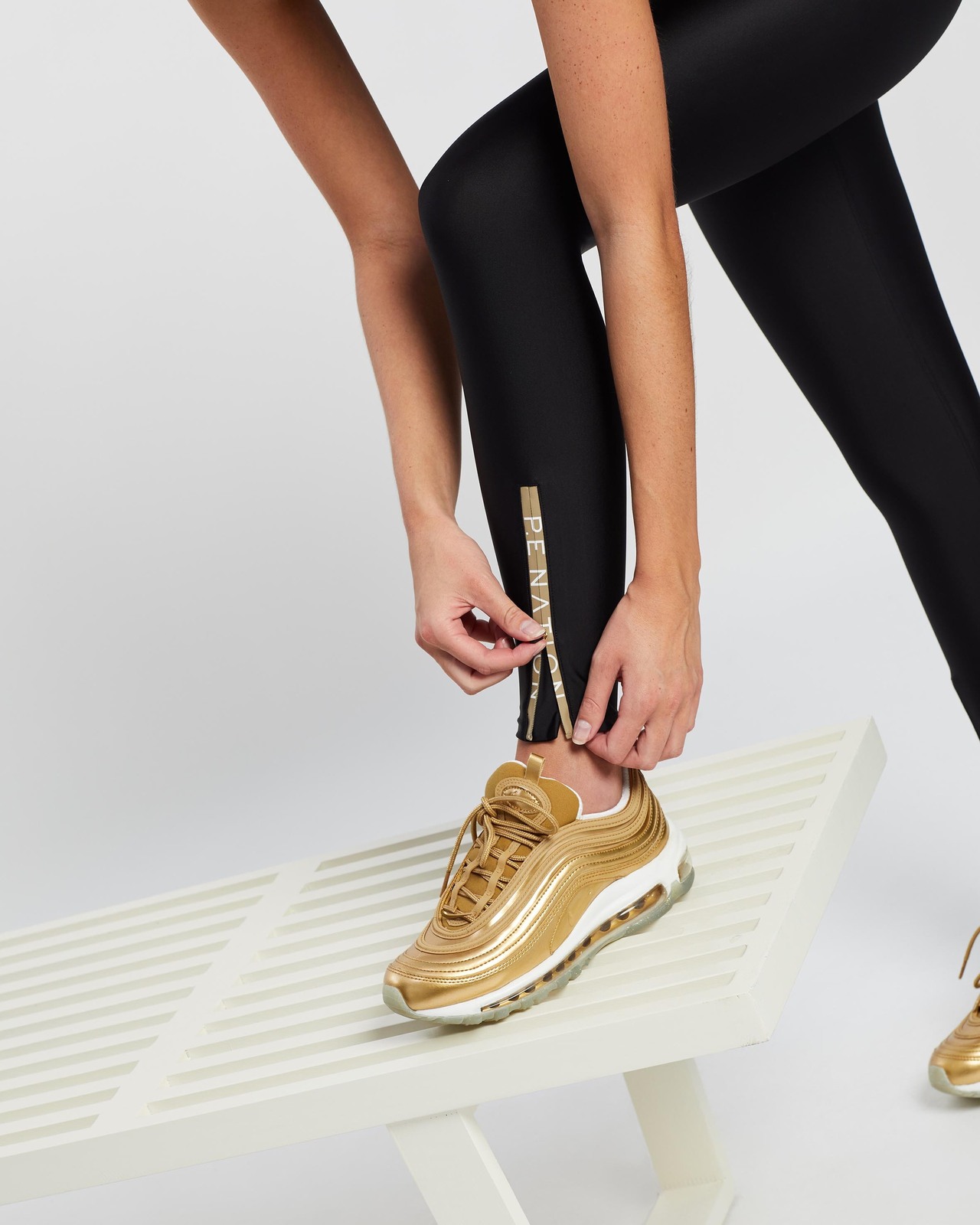 Steady Run Leggings Size XL
