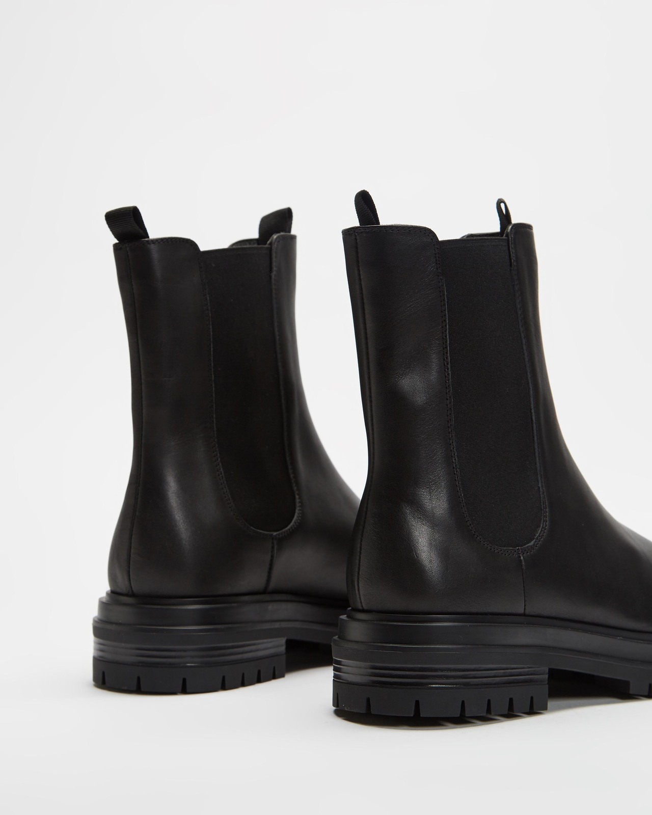 Tony Bianco Wolfe - AirRobe