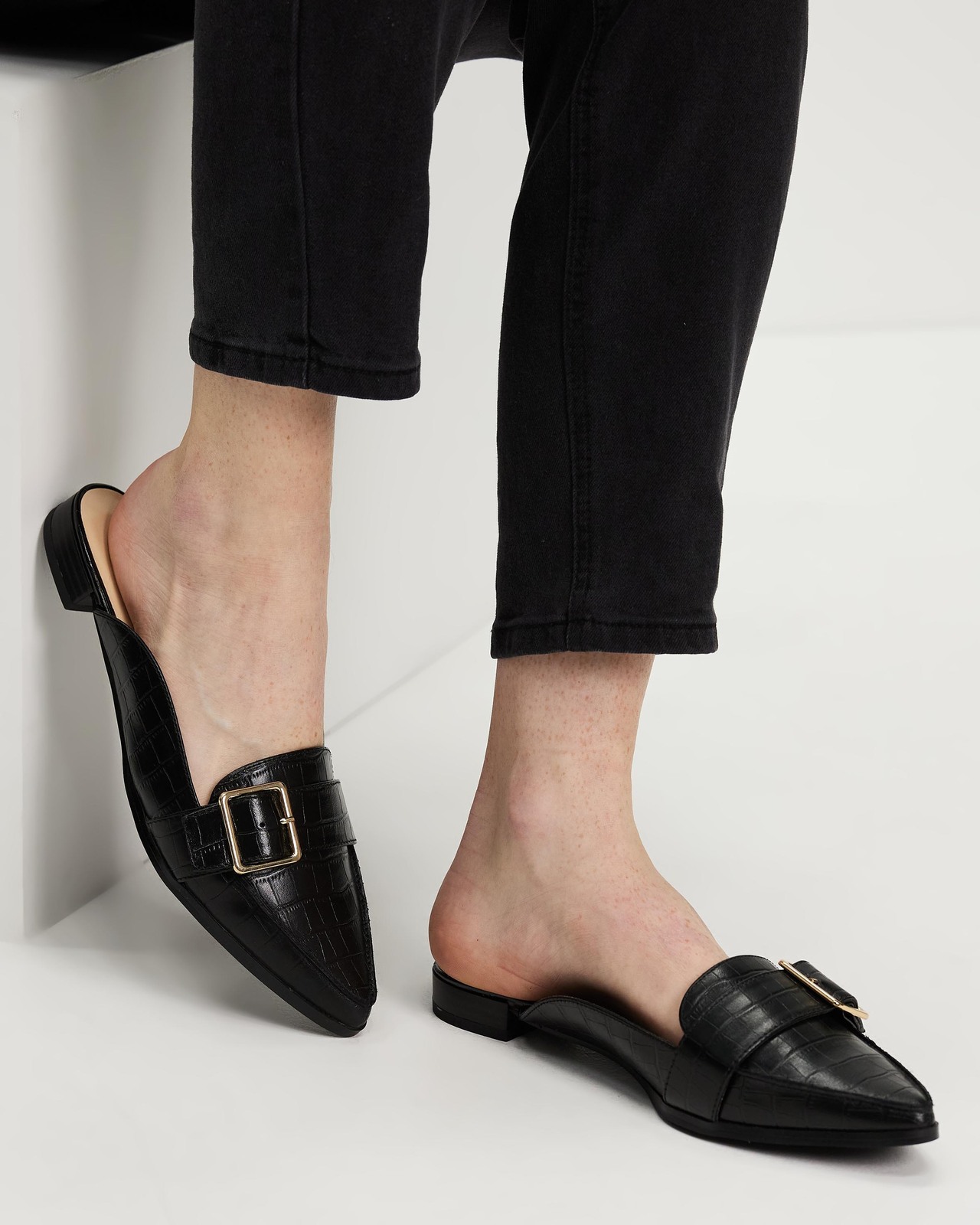 Cambridge Leather Flats Size 7