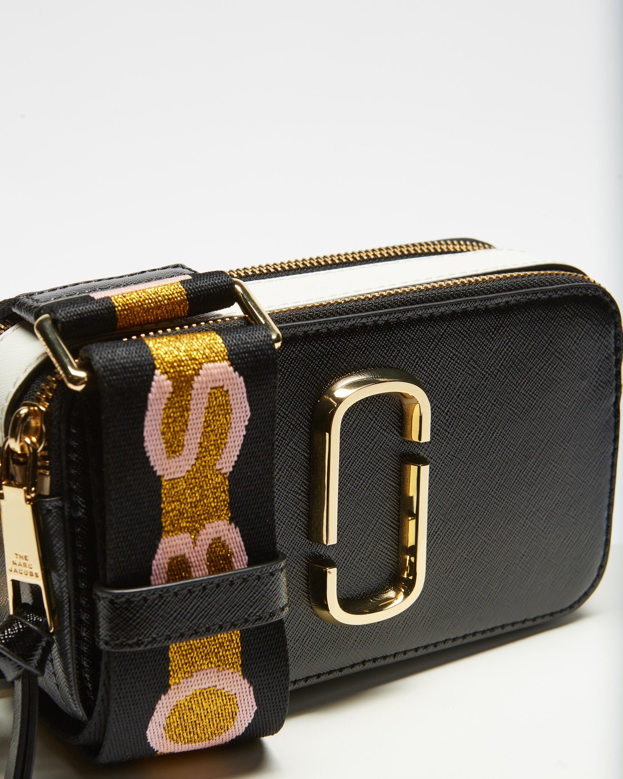 The Logo Strap Snapshot