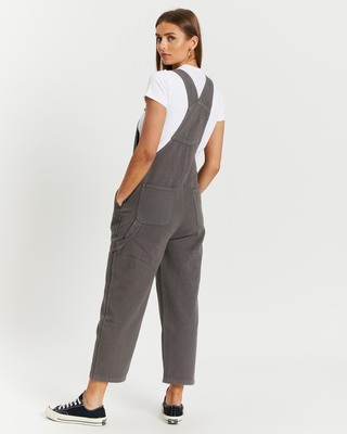 stussy-5708-7864231-3.jpg?