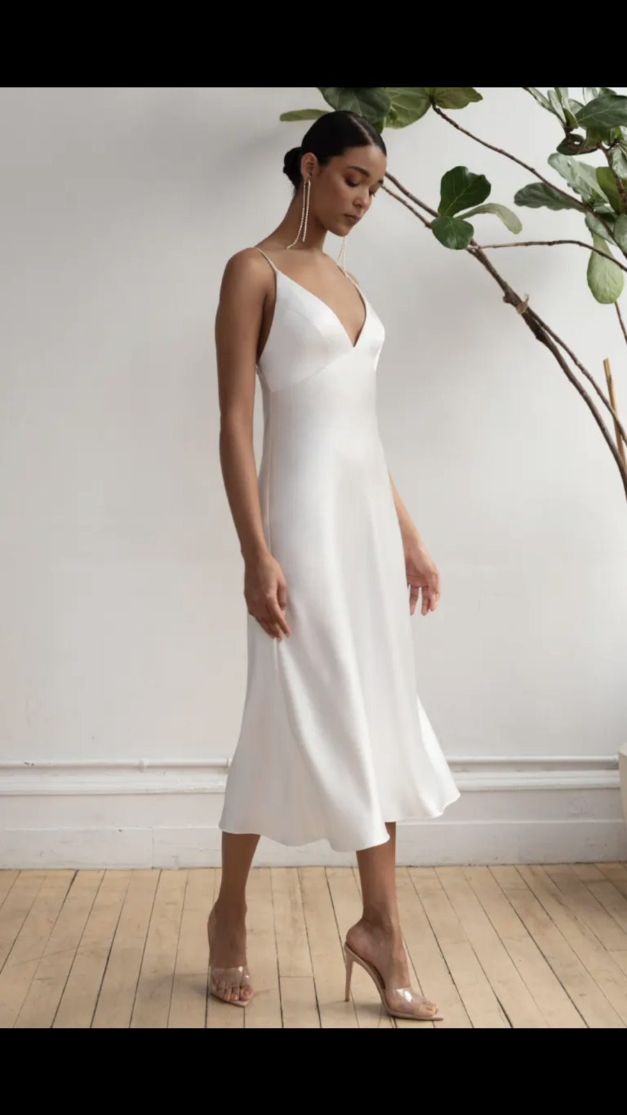 Bellini Dress Ivory Size 6