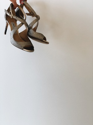 直営店‐Jimmy Choo‐ EMILY 85mm グリッター サンダル Jimmy Choo Emily 85 Champagne Glitter Heeled Sandals in