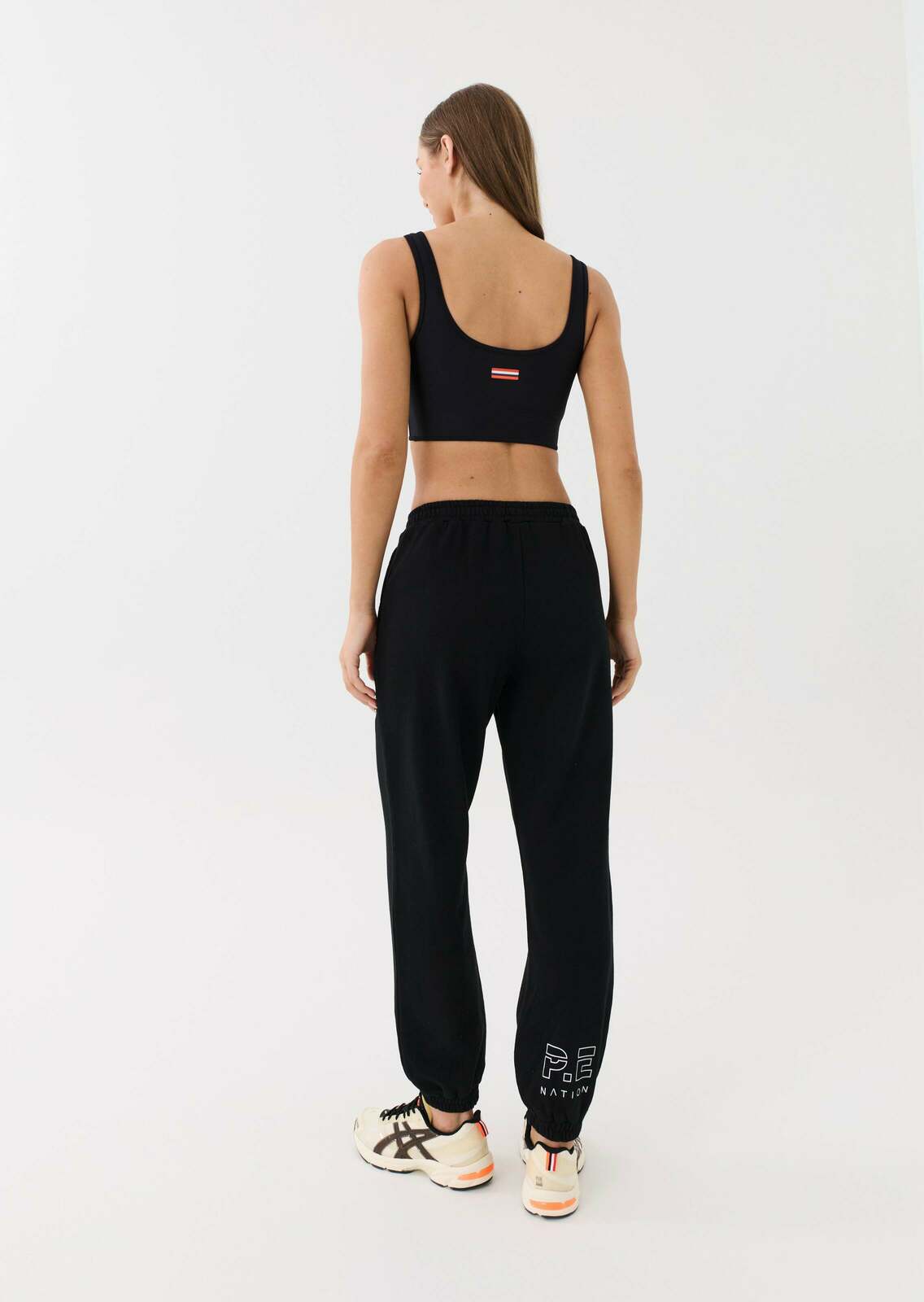 DYNAMIC TRACKPANT IN BLACK