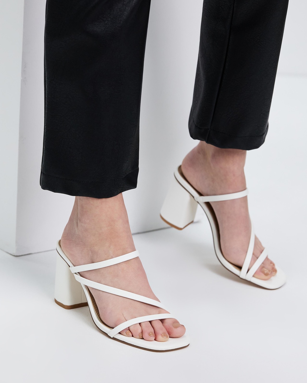 spurr benny heels