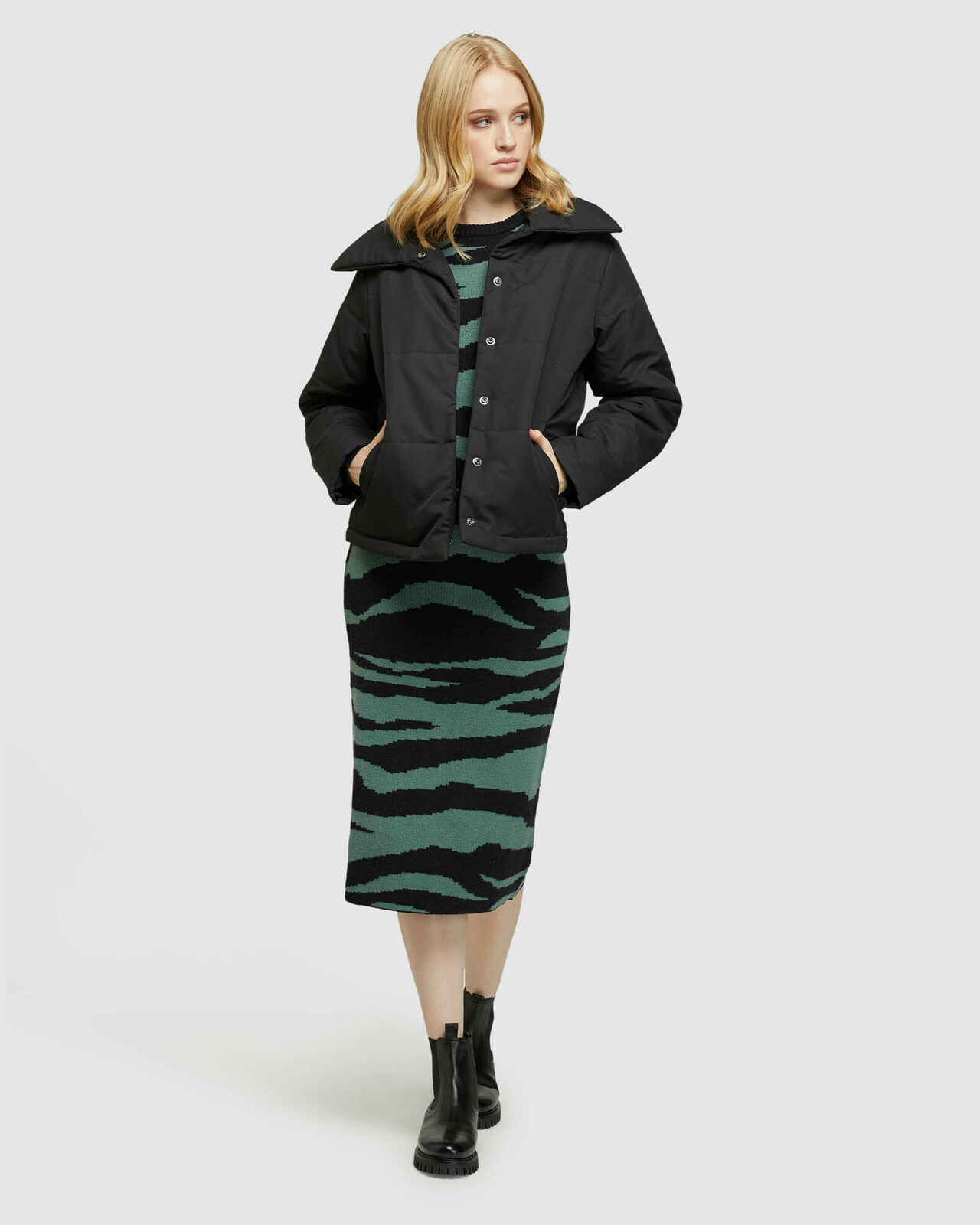 Knox Animal Jacquard Knit