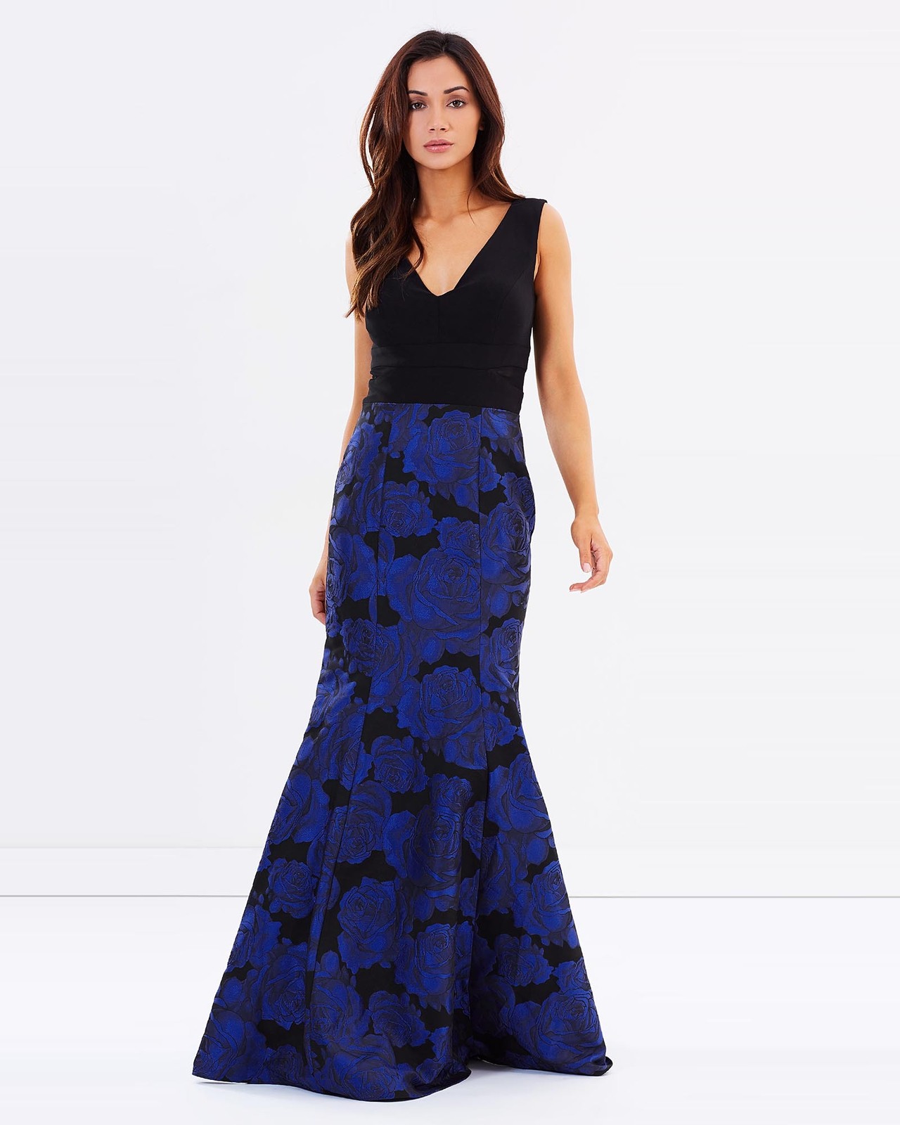 Montique Verushka Jacquard Gown - AirRobe