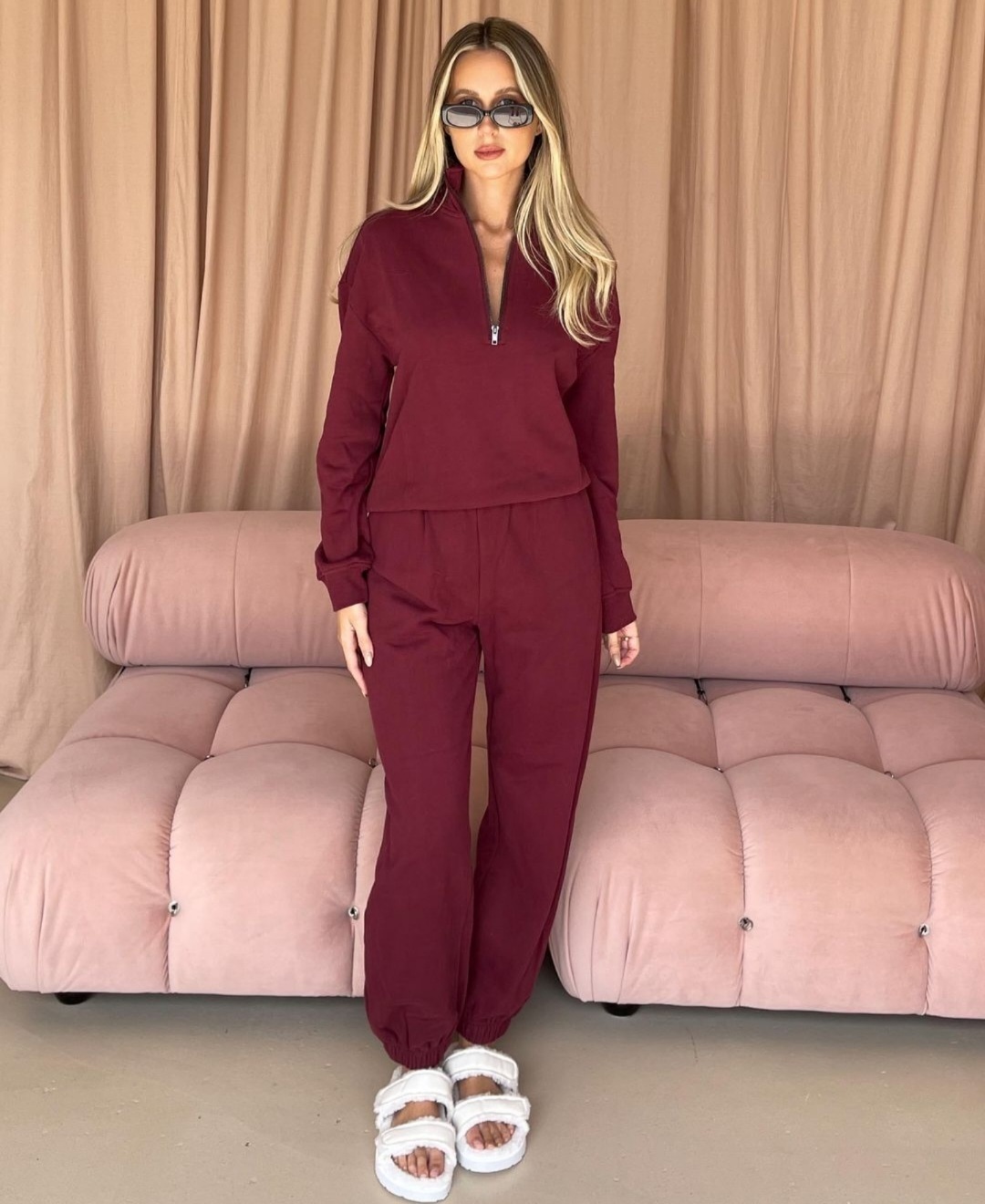 The Classic Organic Cotton Zip Thru Sweat Top (Burgundy)