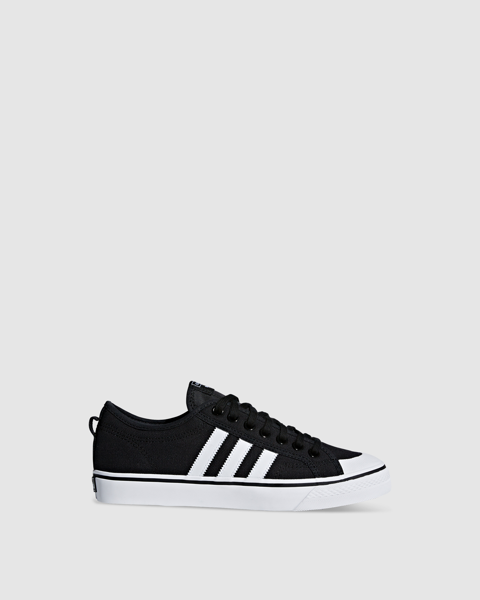 adidas Originals Nizza Shoes - AirRobe adidas Originals Nizza Shoes - AirRobe