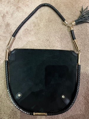 バッグ GUCCI FRINGE TASSEL LEATHER SHOULDER BAG Gucci - Britt Fringe Tassel Shoulder Bag - AirRobe