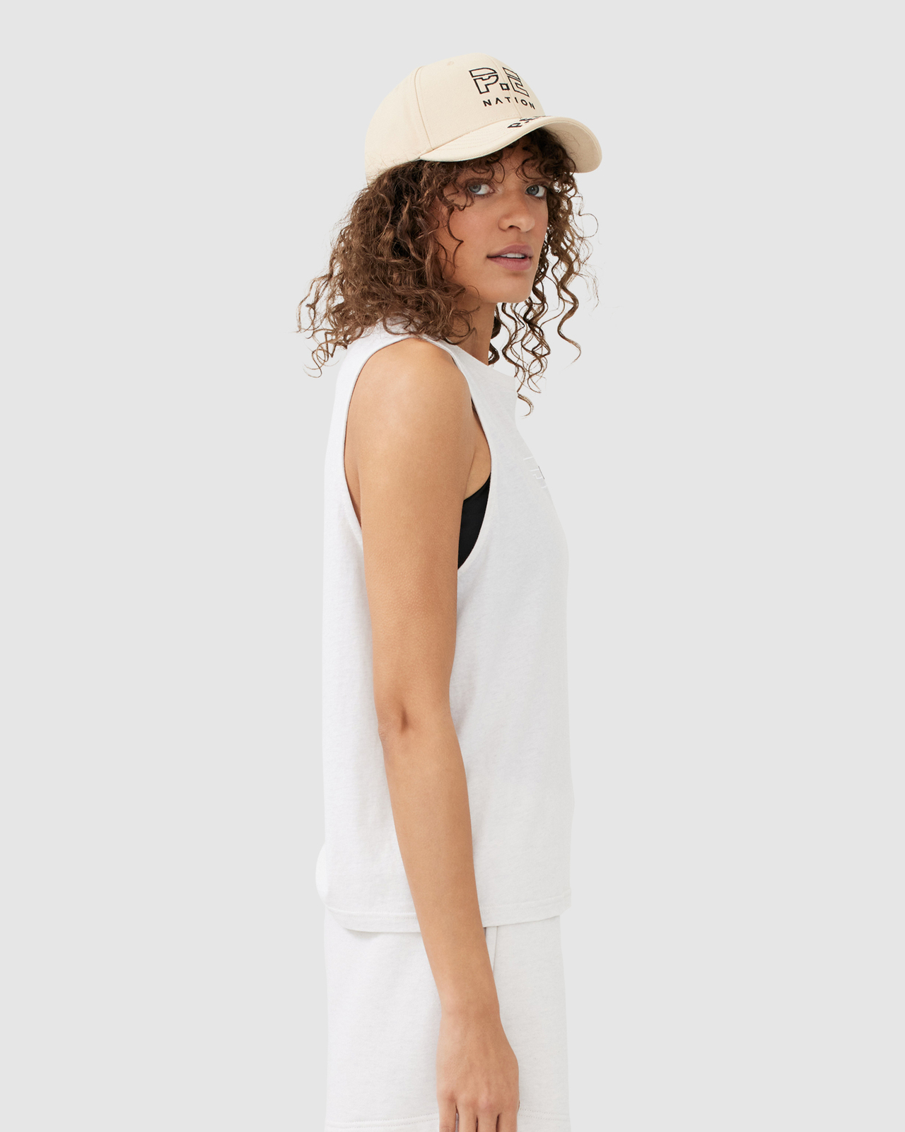 Twist Serve Tank