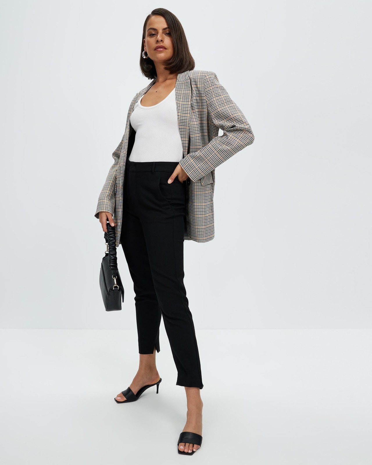 Norah Blazer