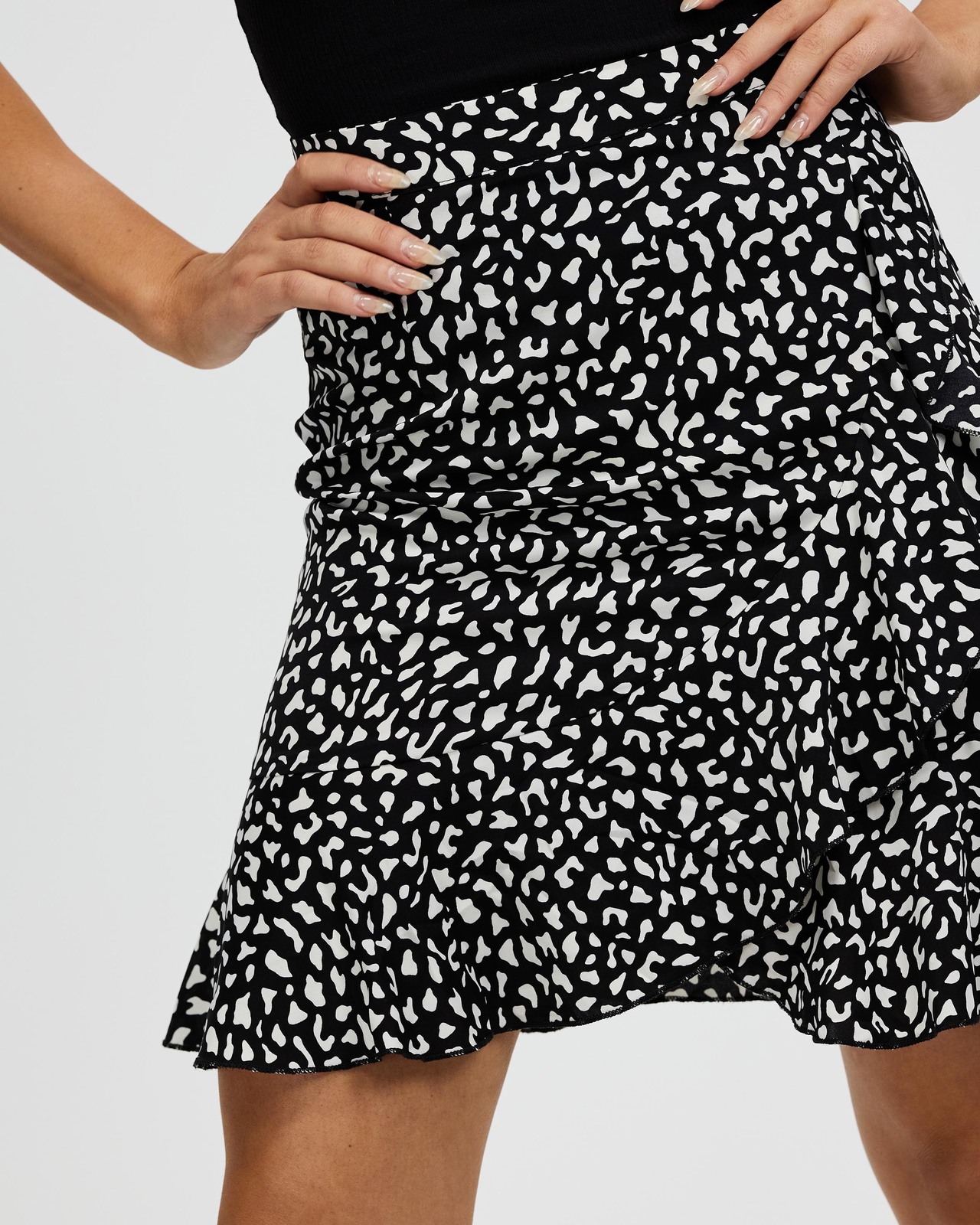 Joya Ruffle Mini Skirt