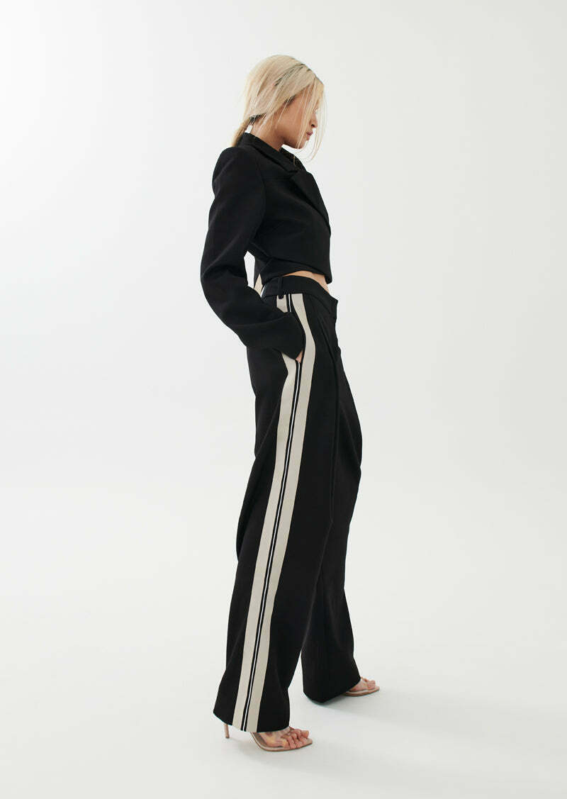 DOWNTOWN PANT IN BLACK