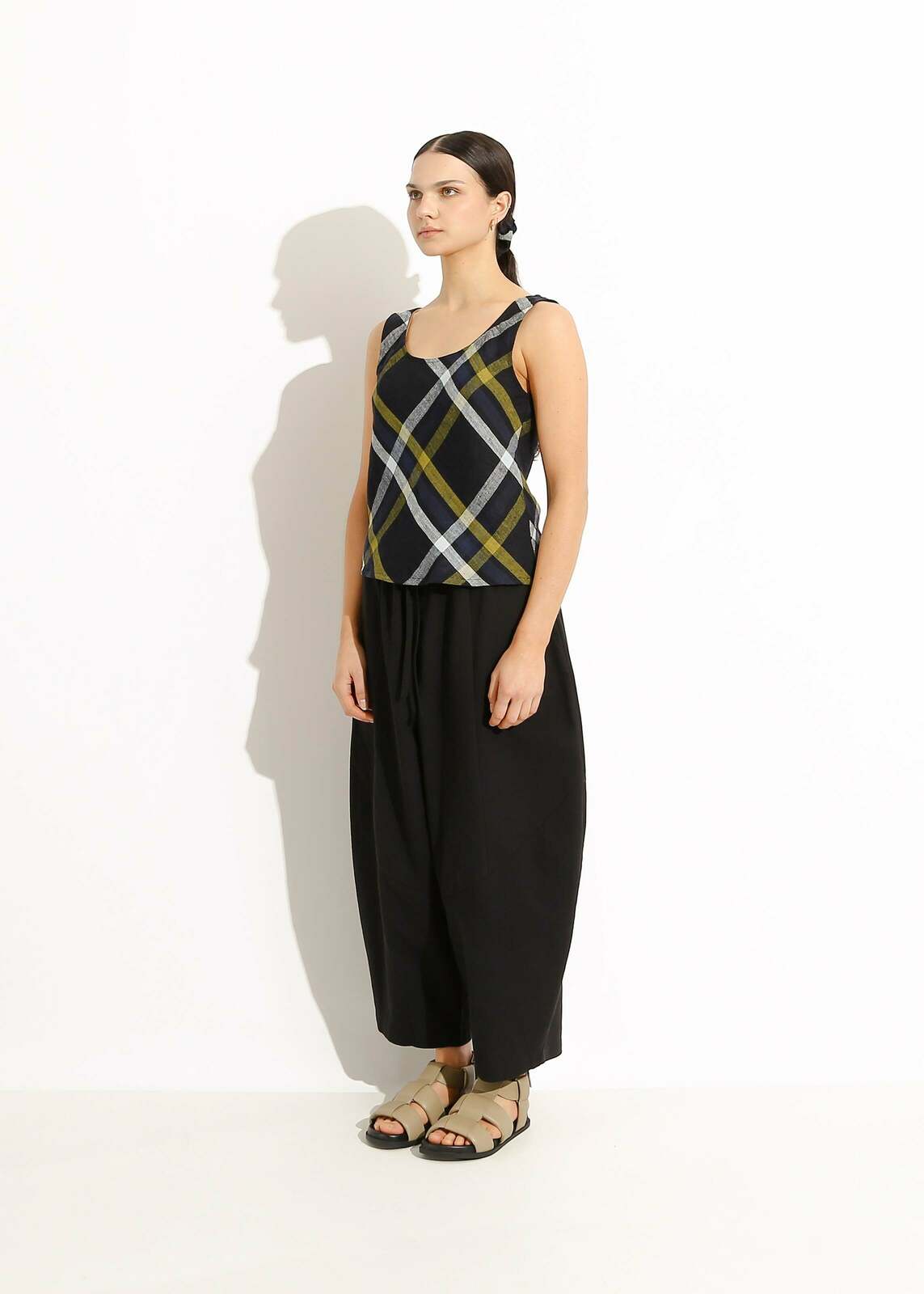 PIA TOP / BLACK-SEA-OLIVE