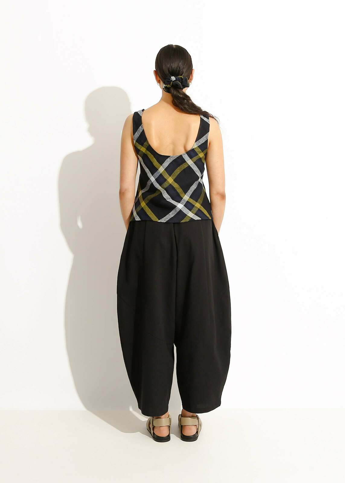 PIA TOP / BLACK-SEA-OLIVE