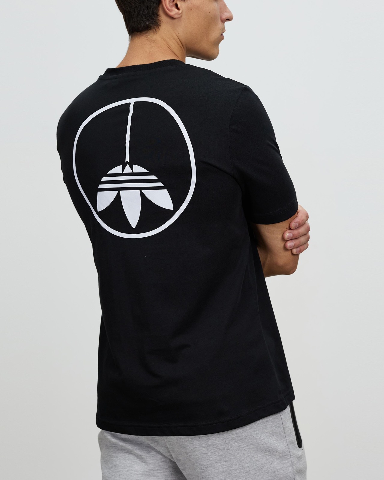 Graphics United Tee