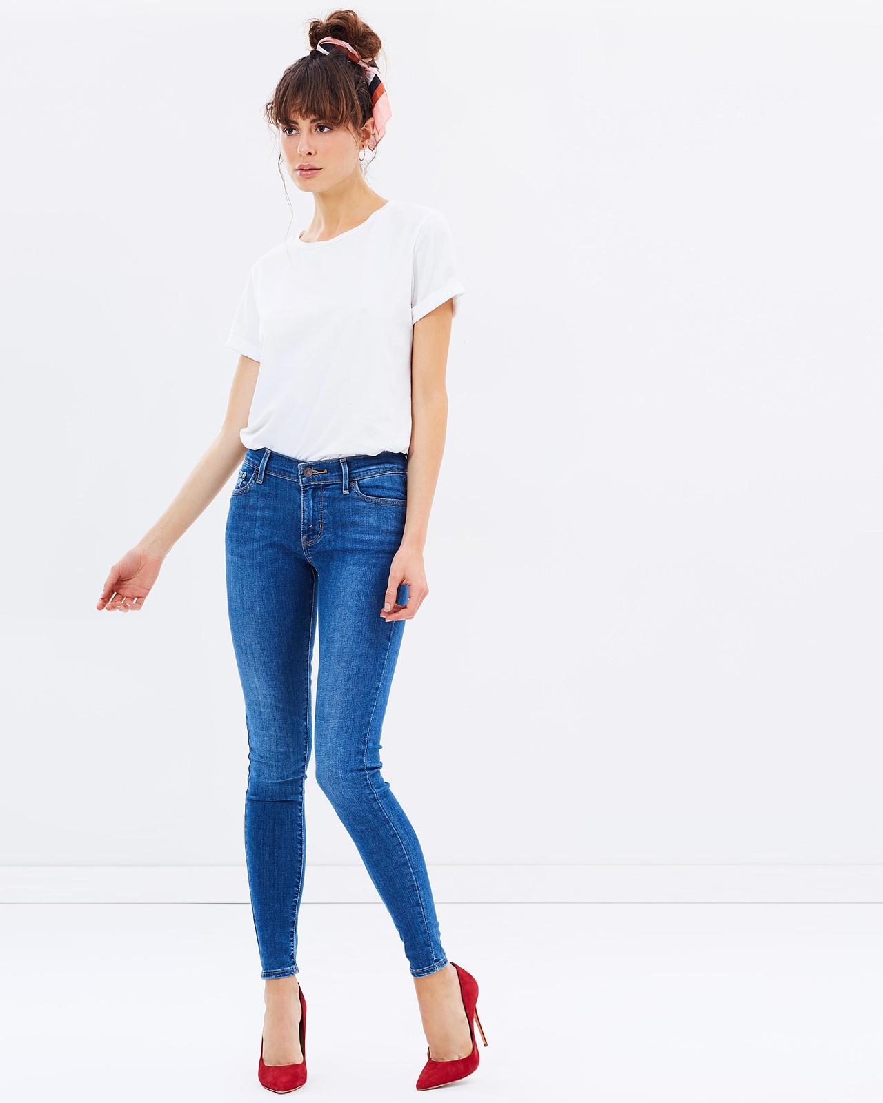 710 Super Skinny Jeans