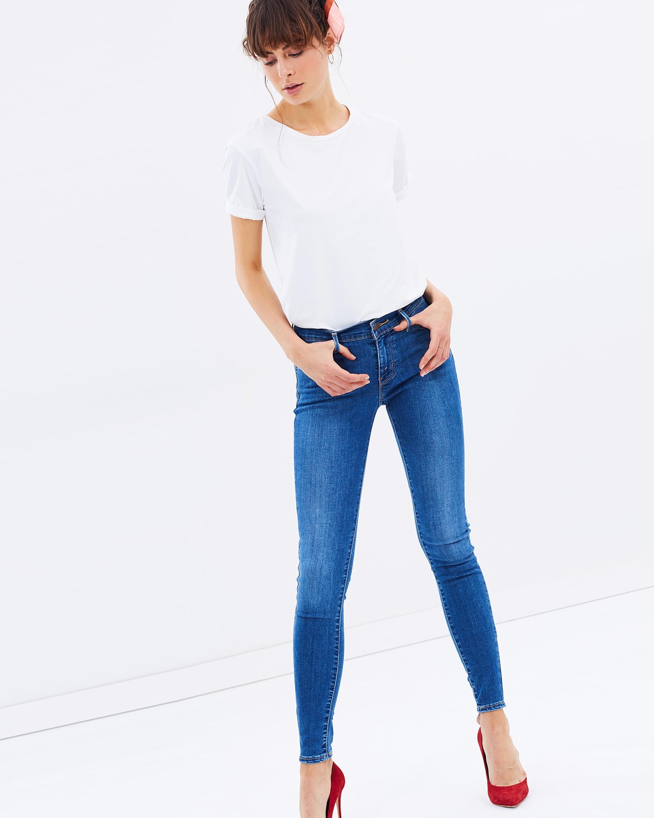 710 Super Skinny Jeans