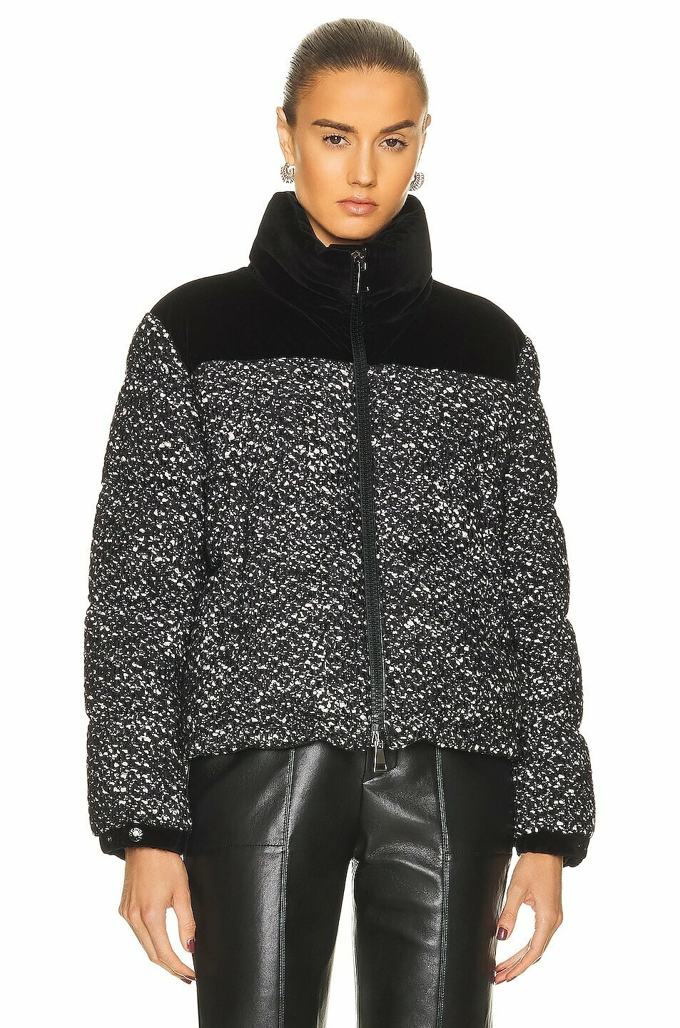 Moncler Moncler Girotte Jacket in Black - AirRobe Moncler Moncler Girotte Jacket in Black - AirRobe