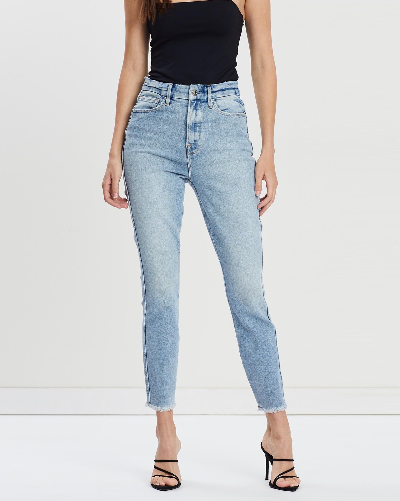 Good Curve Skinny Crop Chewed Hem Jeans