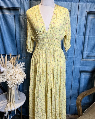 ditsy midi dress spell Spell x Lisa Danielle Ditsy Dress