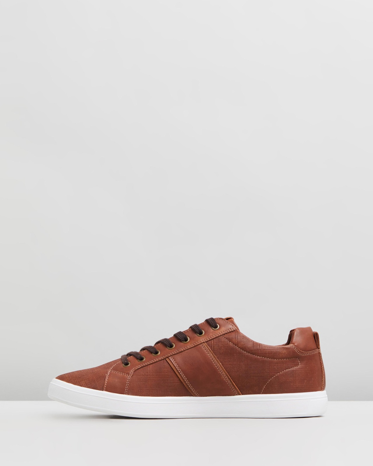 Lovericia Sneakers