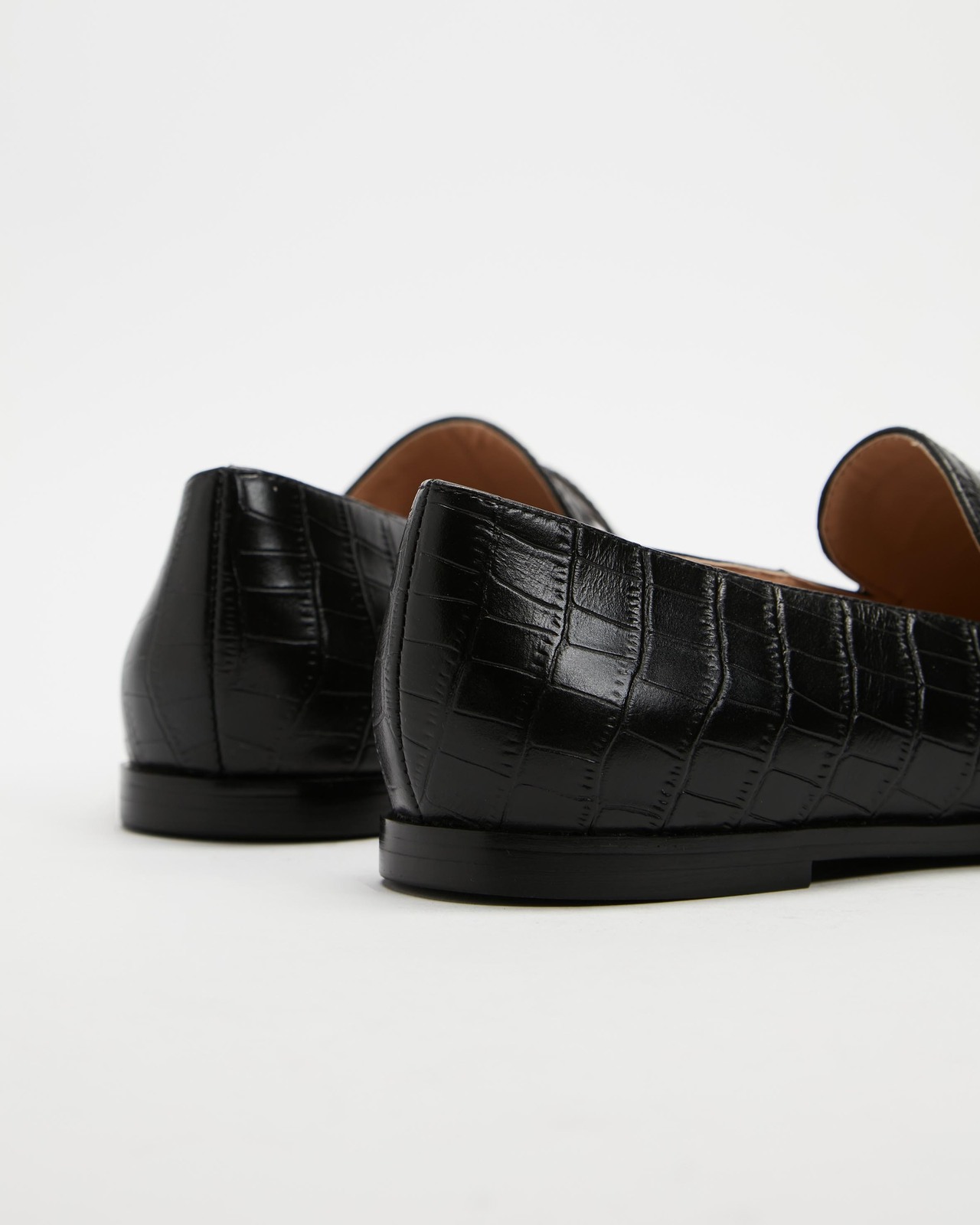 Hanah Croc Leather Loafers
