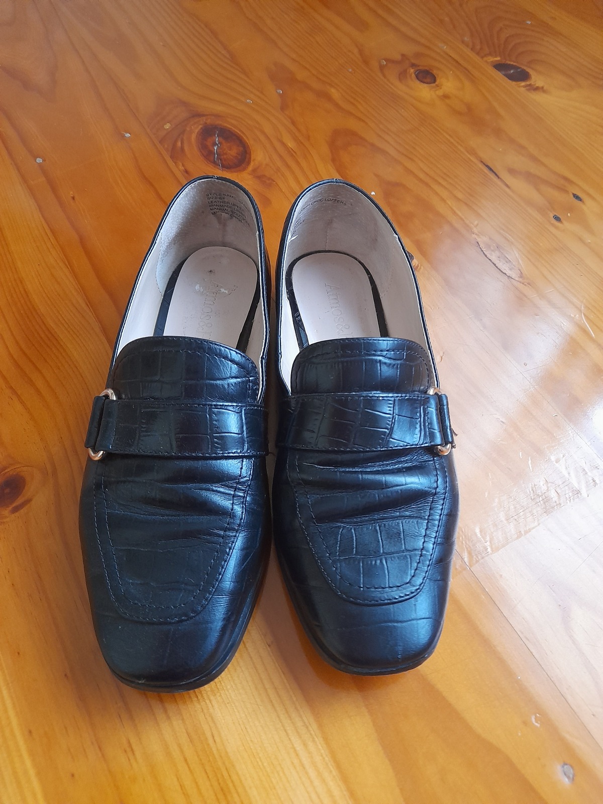 Hanah Croc Leather Loafers