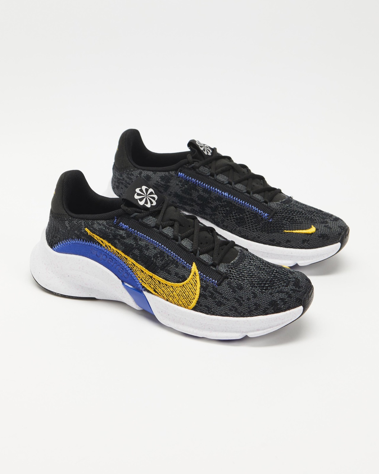 nike superrep go black and gold