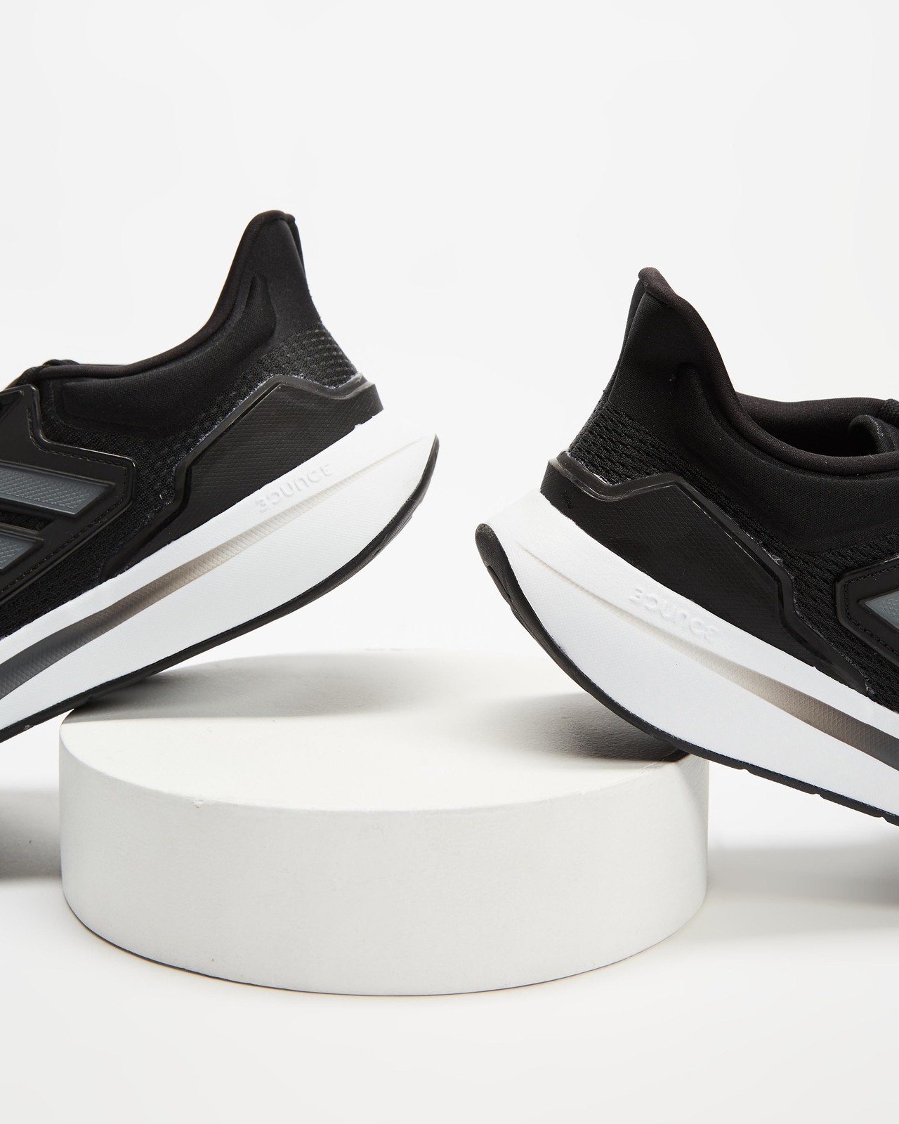 EQ21 Running Shoes - Men's
