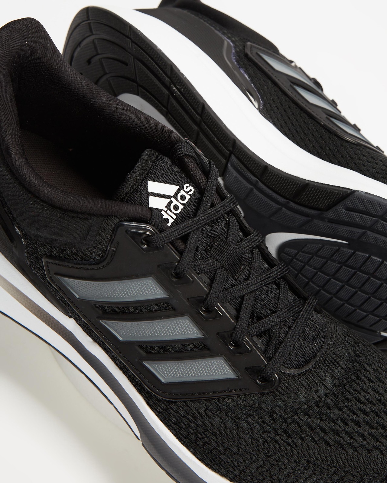 adidas gazelle silver green womens Adidas Women's EQ21 Run Black Shoes (Size 38.5)