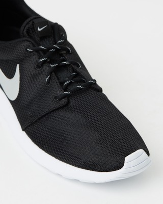 roshe run on sale