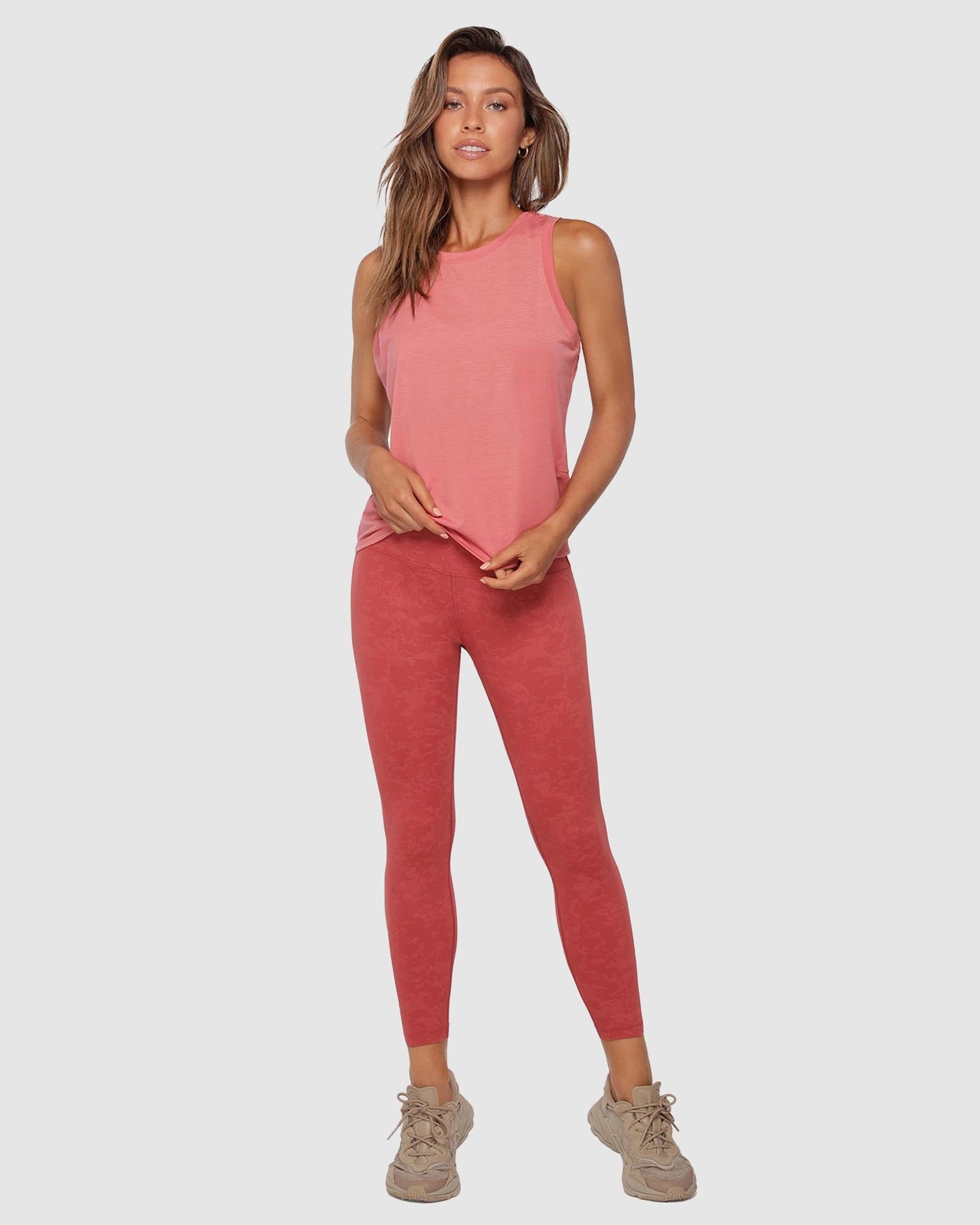 Lorna Jane Zen Twist Back Active Tank - AirRobe