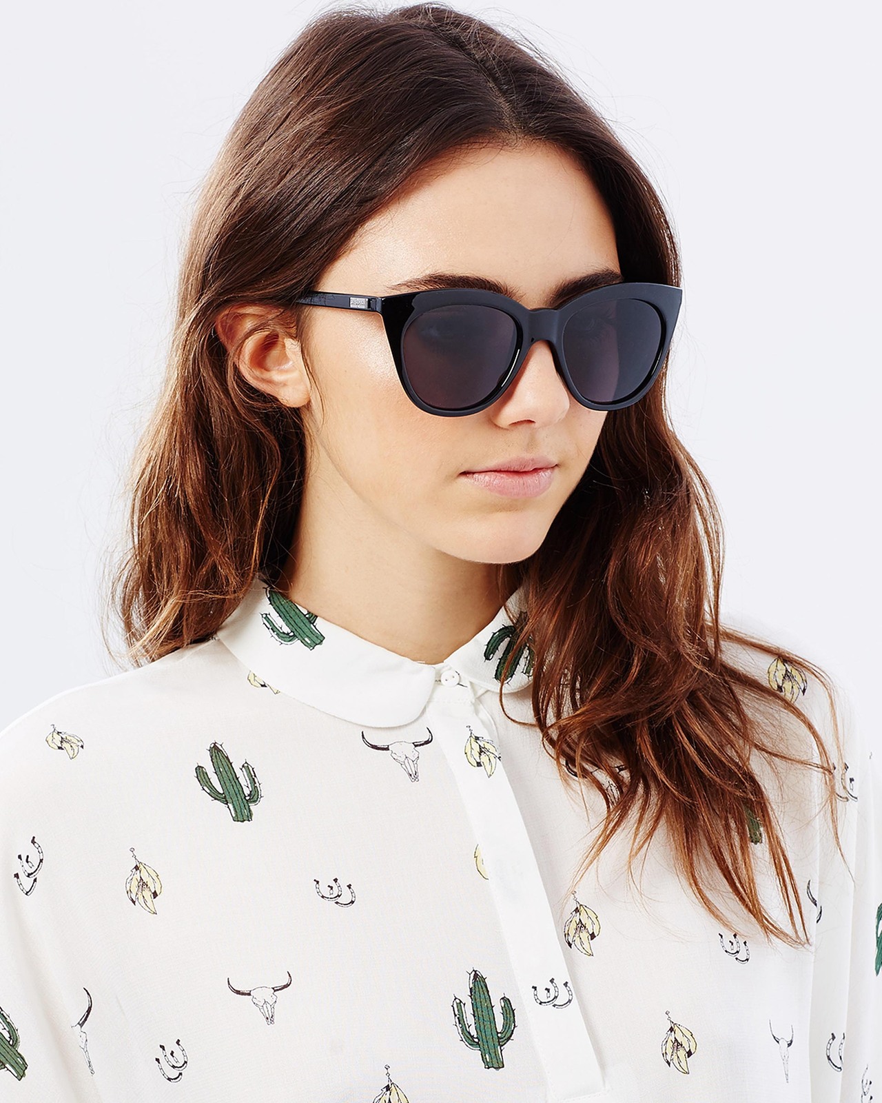 Le Specs Halfmoon Magic Black Round Sunglasses AirRobe