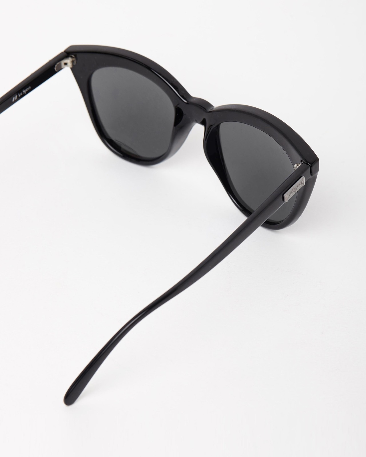 Magic Black Le Specs Halfmoon Magic Le Specs Halfmoon Magic