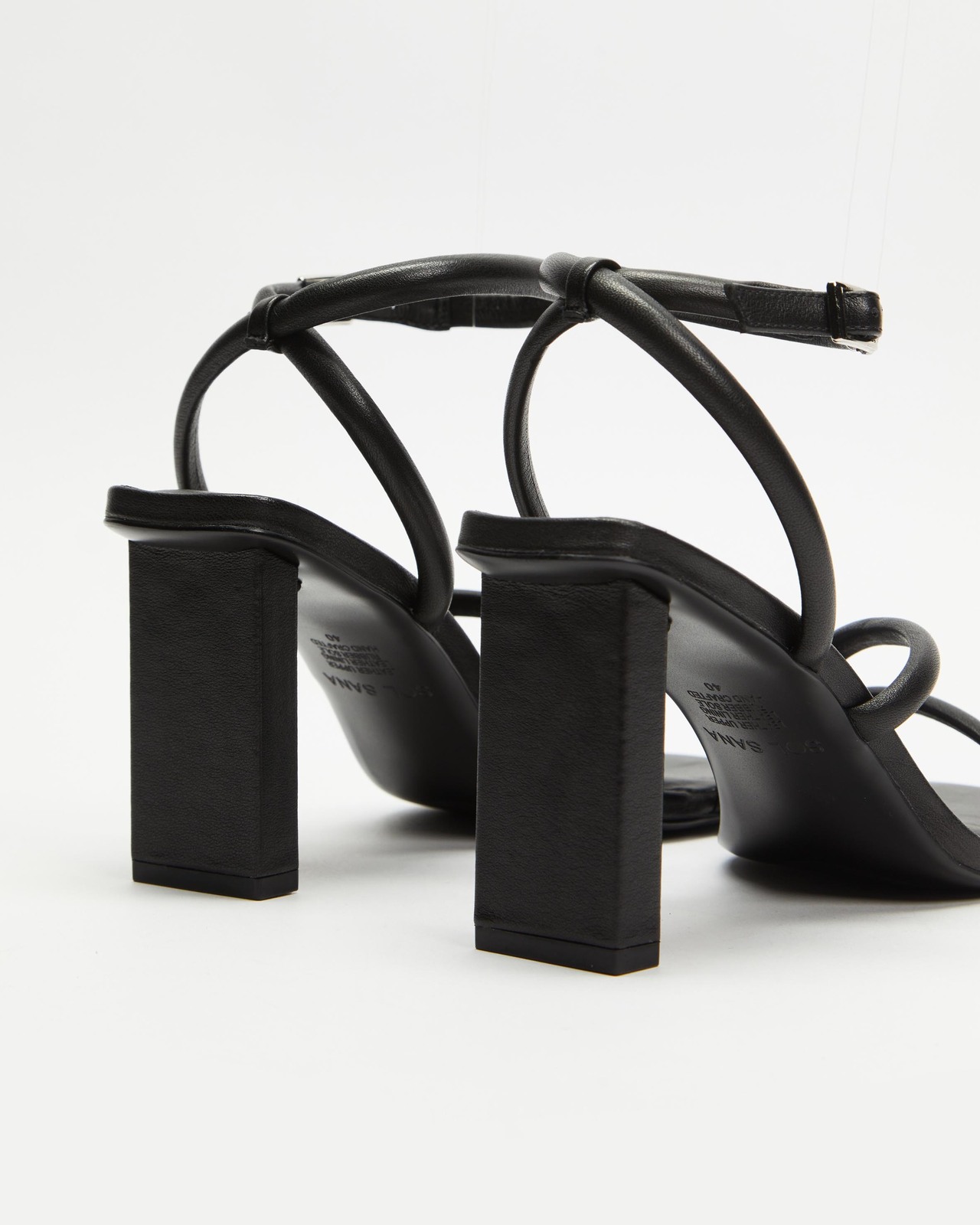 Wren Heels