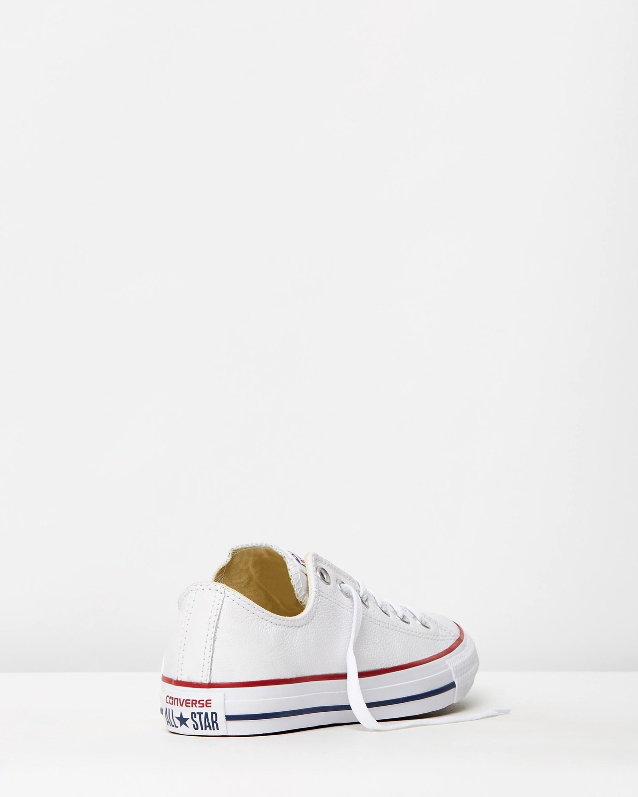 Chuck Taylor All Star Leather Ox