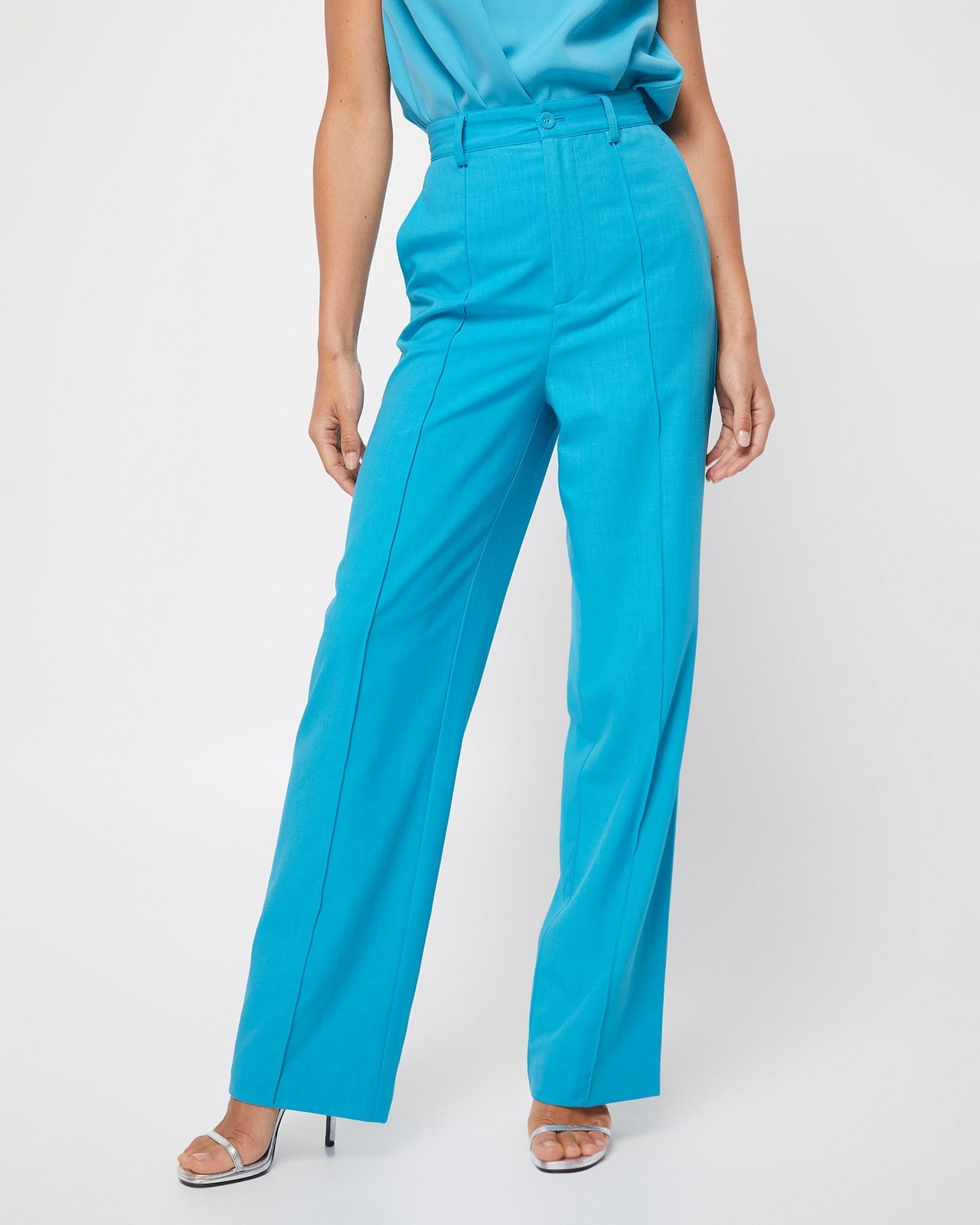 The Standing Still Pants AirRobe