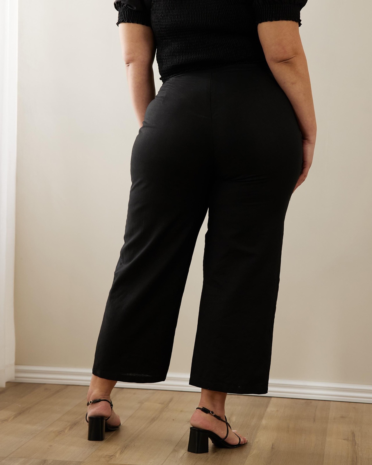 Hyacinth Linen Blend Pants