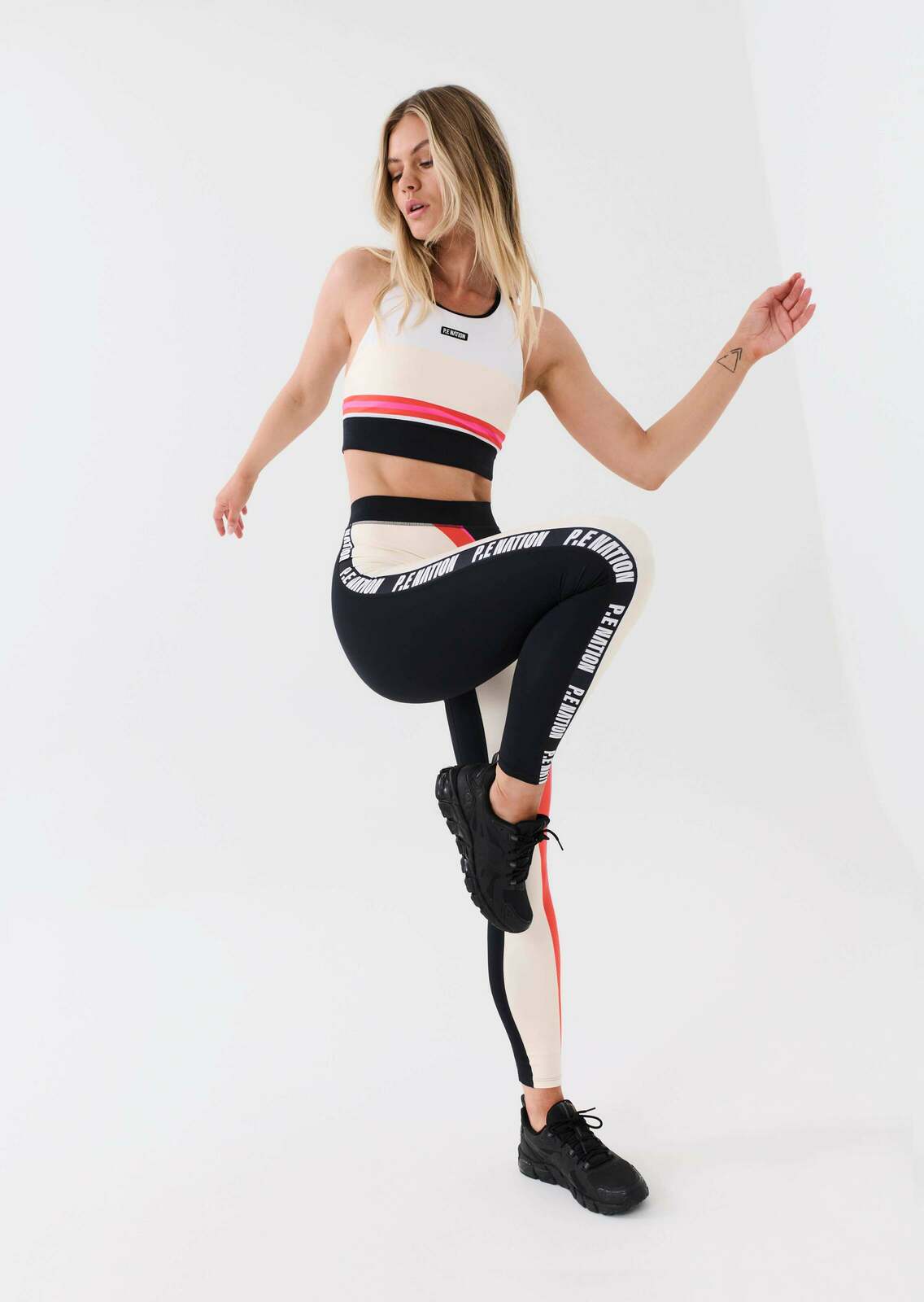 EVOLVE LEGGING IN PEARLED IVORY