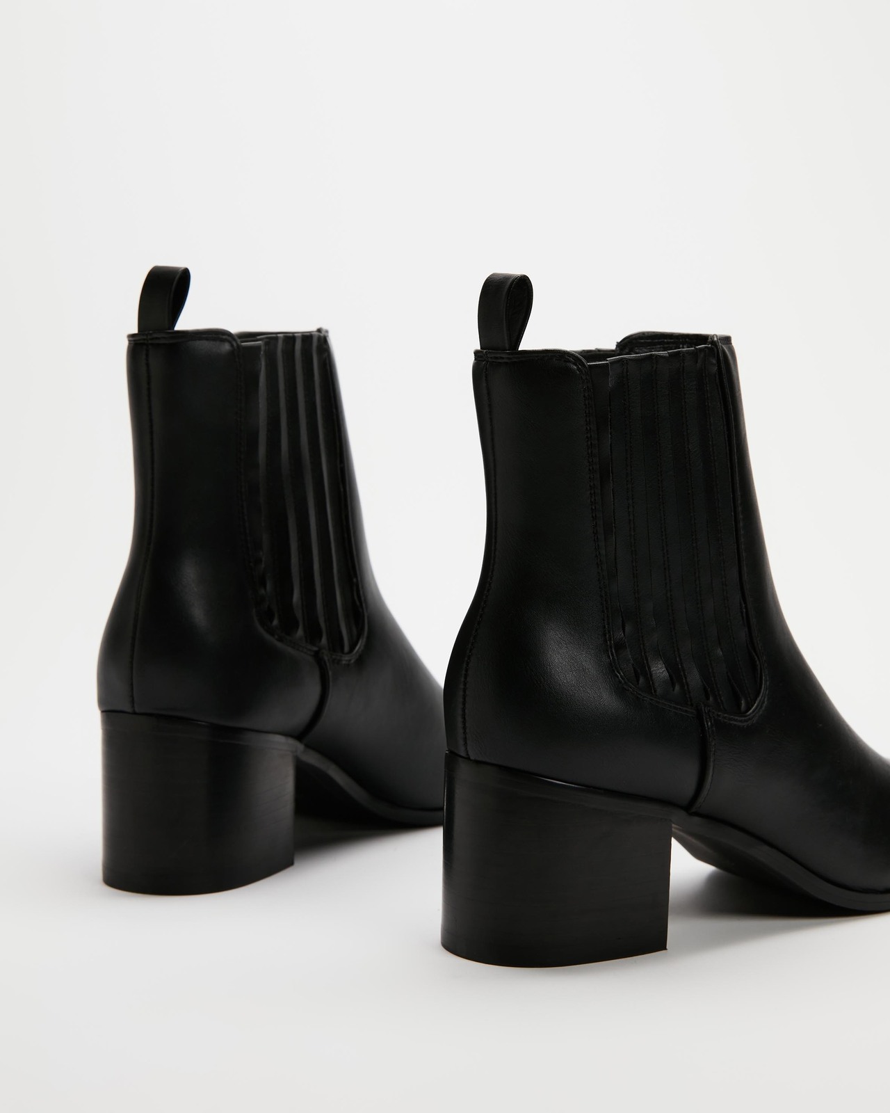 Genna Ankle Boots