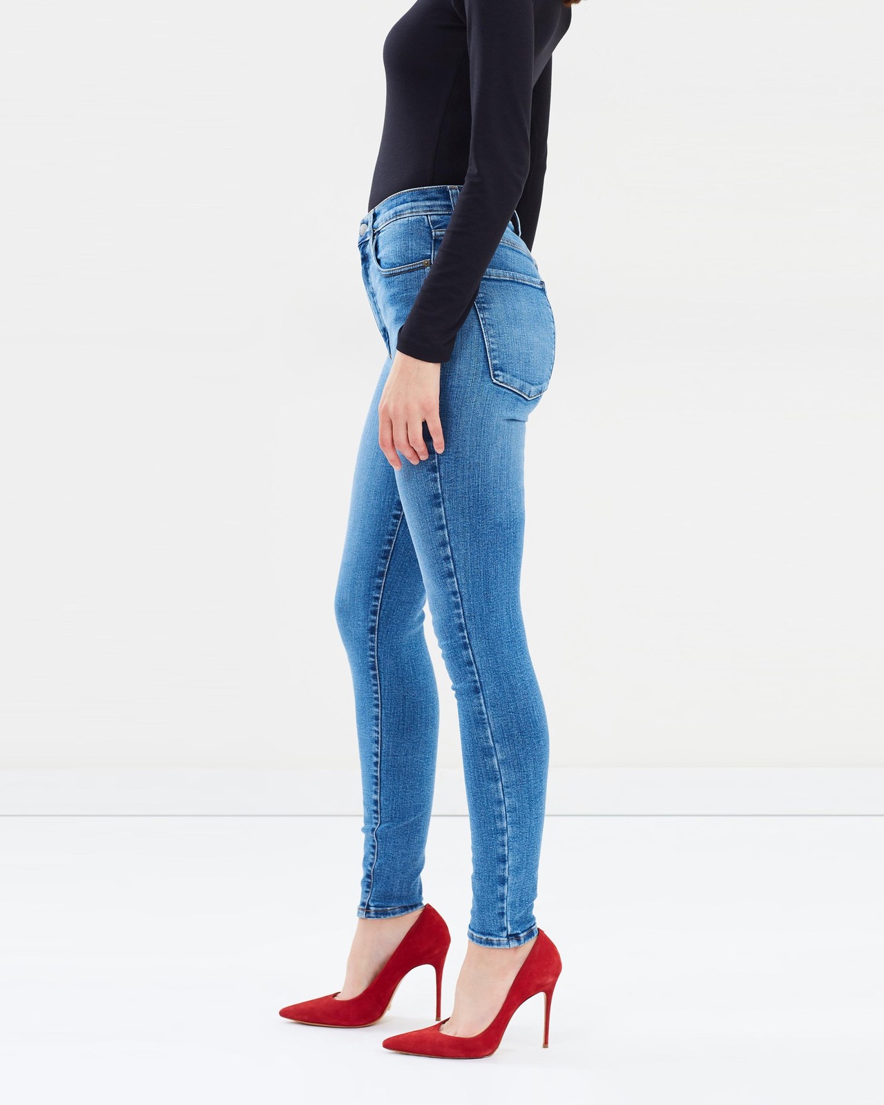 Siren Skinny Ankle Jeans