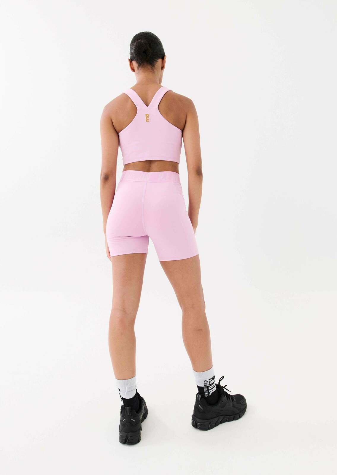 BACKCHECK SHORT IN PINK LAVENDAR