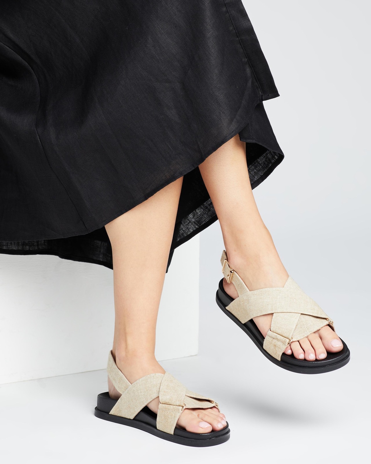 Linen Crossover Footbed Sandals