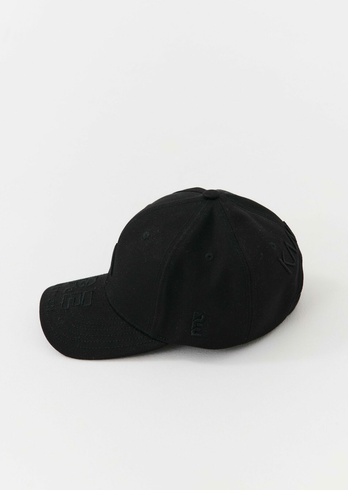 EXPANSION CAP IN BLACK
