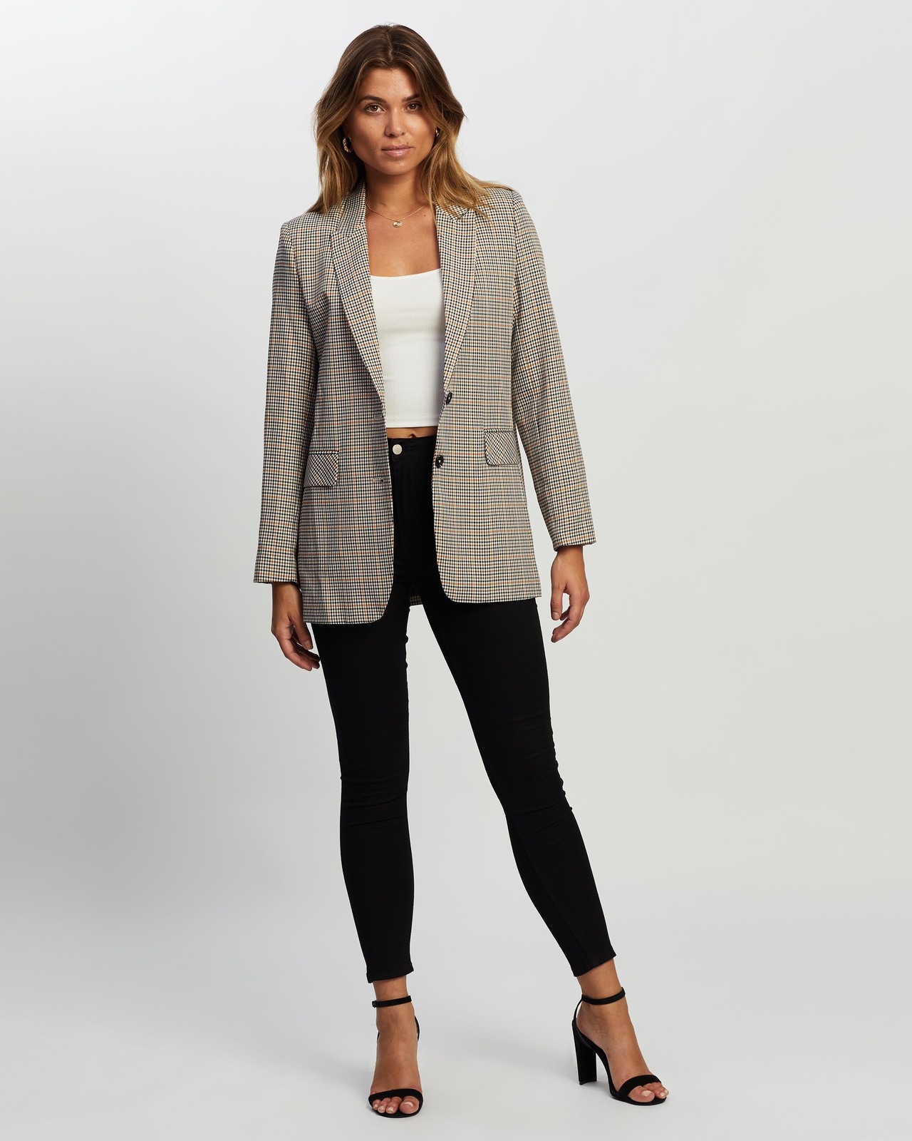 Noele Blazer
