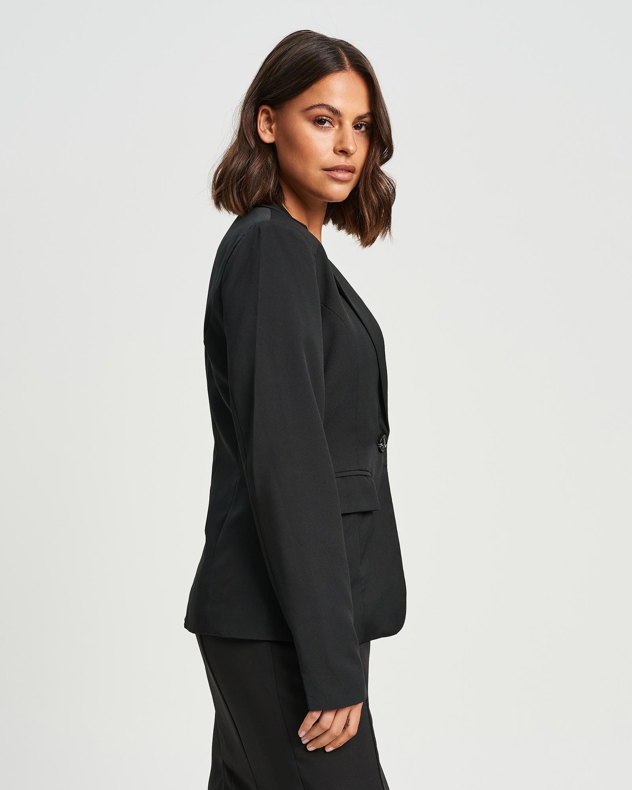 Essential Blazer